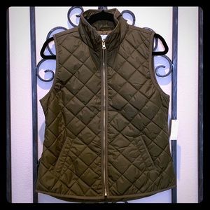 Old Navy Quilted Vest